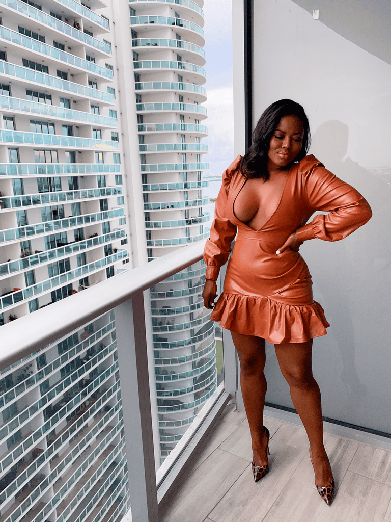 Tight leather mini dress outlet